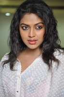 Amala Paul at Nayak Press Meet